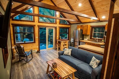 15 Stunning Cabins In The Adirondacks 2024 Edition