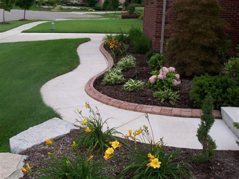 The Best 9 Lawn Curbing Ideas For Outdoor Spaces 545 Lawn Care Inc
