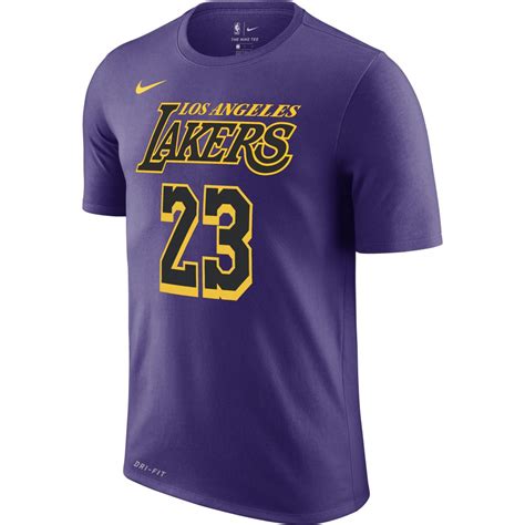 Ich verkaufe hier dieses tshirt, es wurde nur einmal getragen und ist daher wie nagelneues nba kobe bryant shirt mit dem aufdruck legend und kobe auf der front größe m schwarz. T-shirt NBA LeBron James Los Angeles Lakers Nike City ...
