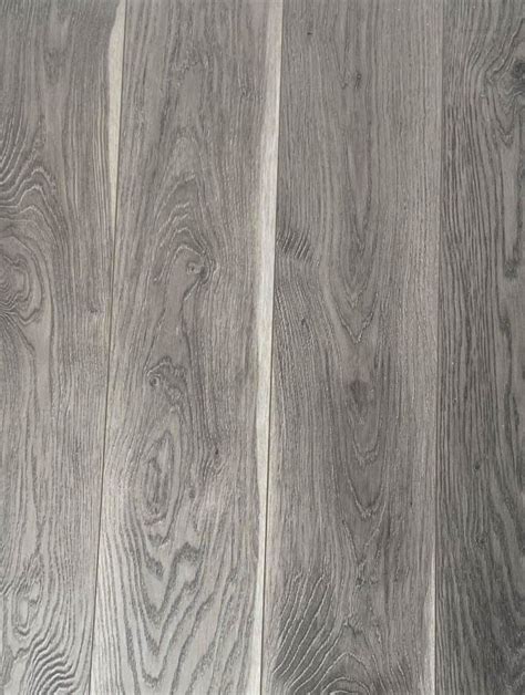 Classic Laminate Beige Oak Flooring 1215mm X 194mm X 123mm 16m2 Per