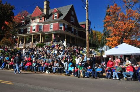 Plan Your Trip To Bayfield 5 Ways To Experience Wisconsin Fall Colors