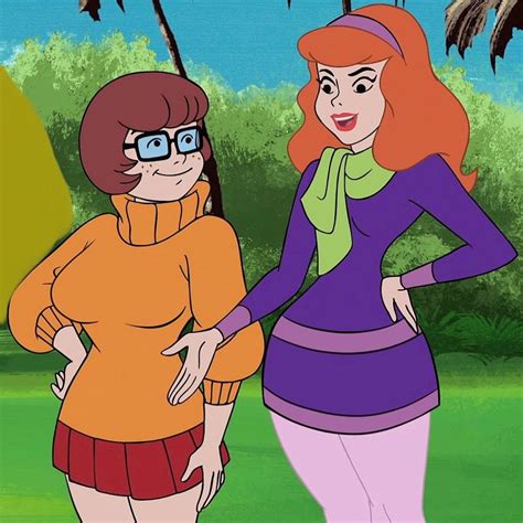 Daphne Blake And Velma Dinkley Scooby Doo Mystery Incorporated Images