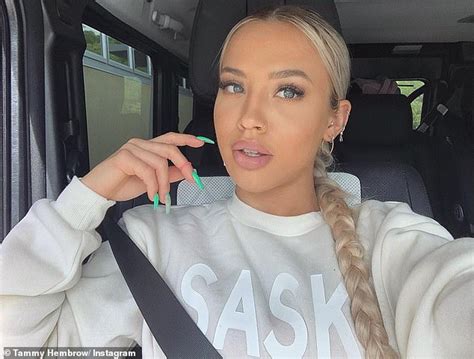 Tammy Hembrow Parades Her Sizzling Honed Physique In Tiny Triangle Bikini Daily Mail Online
