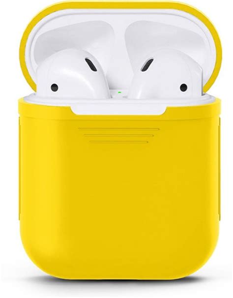 Check out our apple earpod case selection for the very best in unique or custom, handmade pieces from our electronics & accessories shops. bol.com | Apple Airpods Siliconen - Case - Cover - Hoesje ...