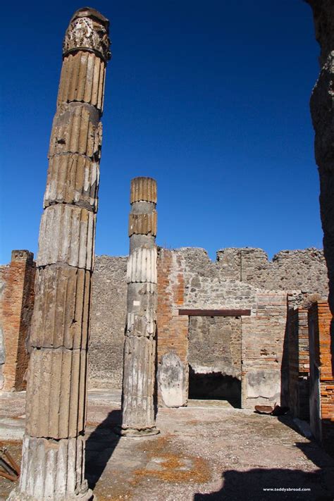 Pompeii Pompeii Leaning Tower Of Pisa Favorite Places