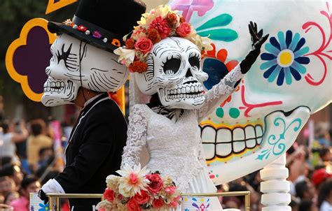 The official language is spanish, and the currency is mexican peso (mxn). See photos from Day of the Dead in Mexico City - The ...