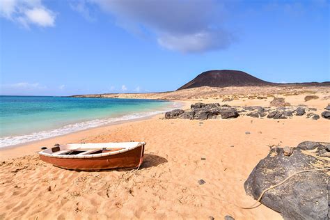 La Graciosa Lanzarote 2024 • Everything You Should Know Go Lanzarote