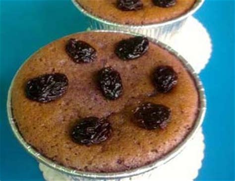 Terbuat dari ubi ungu, kue ini bisa menjadi salah satu sajian pendamping secangkir teh hangat di. Resep Kue: Cake Ubi Ungu Tanpa Tepung ~ Just Share