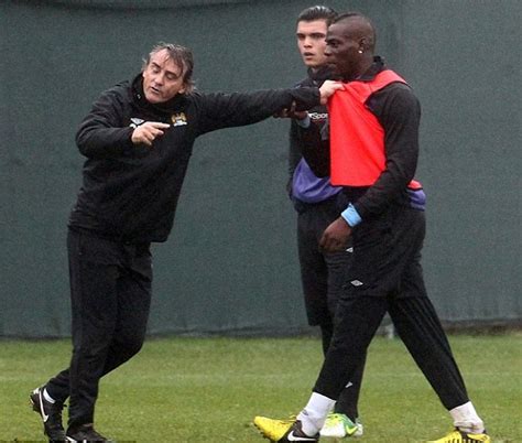 Italian Job Mario Balotelli And Roberto Mancini Fight Man City Training