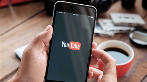 Youtube Launches Mobile Live Streaming Mailchimp Introduces Facebook