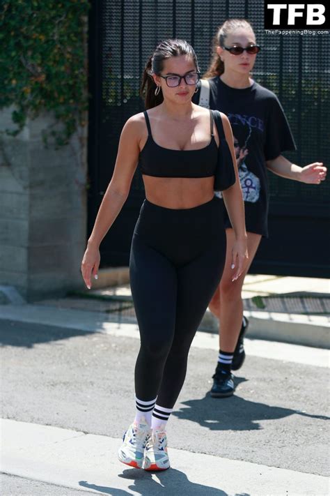 Addison Rae Wraps Up A Morning Pilates Class In Weho 9 Photos