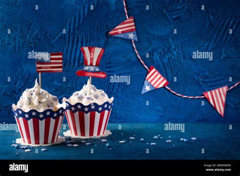 Patriotic Fourth Of July Cupcakes Stock Photo Alamy
