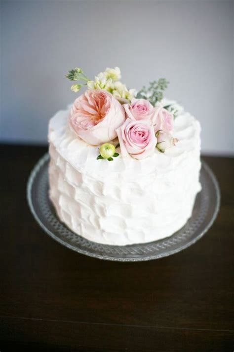 This is a design specific to my friends' desires, but i. 45 Delicious One-Tier Wedding Cakes To Get Inspired ...