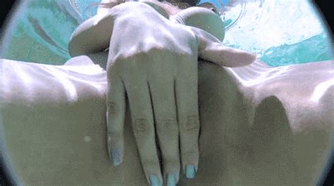 Nude Share Nsfw Underwater Rub And Spread