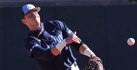 Weekend Baseball Notebook Unc Finds A Way On The Road Tar Heel Times