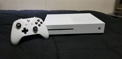 Microsoft Xbox One S Launch Edition 2tb White Console Slightly Used