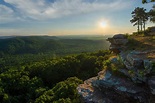 A Crag overlooking the Ozark Mountains of Arkansas [OC][3000x2000 ...
