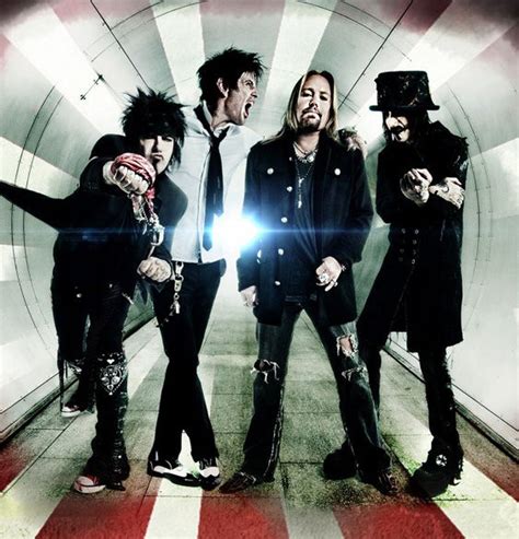 Motley Crue releases final dates for farewell tour with stops at Mohegan Sun Arena and Worcester ...
