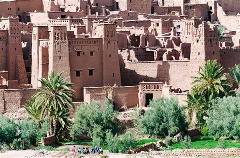 Morocco has a rich heritage from the islamic golden age and extensive desert. Viaggio nell'entroterra del Marocco tra location da film ...