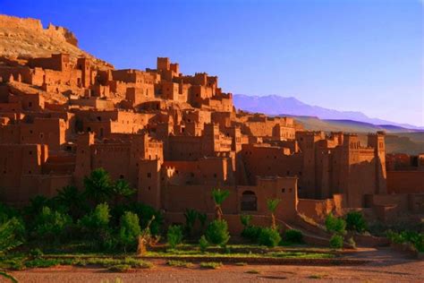 السياحة في ورزازات مدينة الضوء المغربية سائح