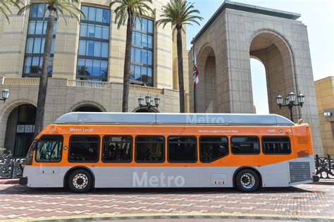 Metro Takes Delivery Of First Bus With Usb Chargers The Source