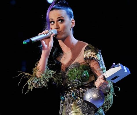 Fajerwerki Od Katy Perry Muzyka W Interiapl