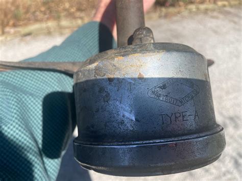 mystery large taillight -- for a Classic? - CCCA - Buy/Sell - Antique