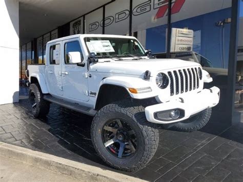 High Altitudes With Bigger Rubber On Stock Wheels Jeep Gladiator