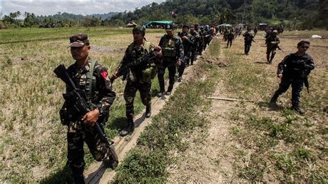 Philippines Communist Rebels Highlight Us Risk To Peace