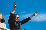 Richard Nixon Giving Victory Sign Pictures | Getty Images