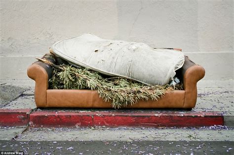 Artist Photographs Abandoned Sofas On Los Angeles Streets Daily Mail