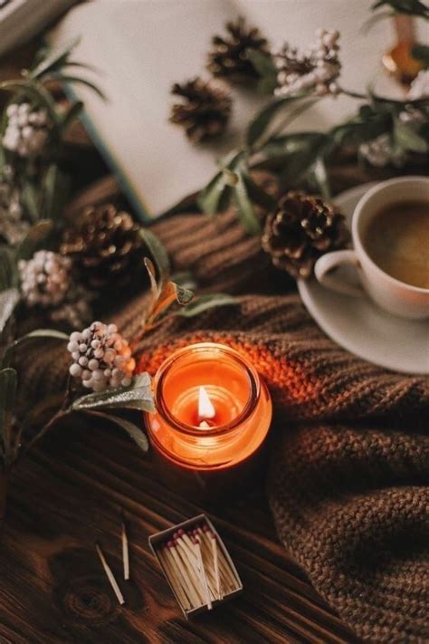 Lets Get Cozy — Autumn Vibes Only ♥︎ Source Candle