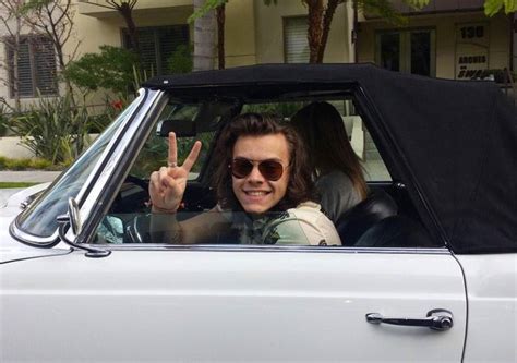 thicc haileybuitrago my dad saw harry styles driving harry styles birthday harry