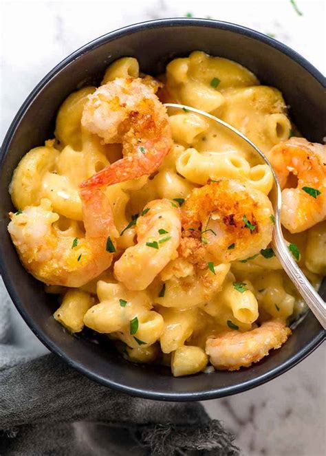 We have not one, not three, not ten, but 25 mac 'n' cheese special recipes for your cooking pleasure. Garlic Shrimp Mac and Cheese | RecipeTin Eats