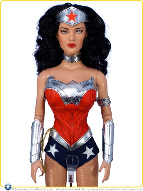 Tonner DC Stars Collection Character Figure Doll Wonder Woman The