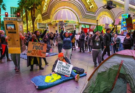 Las Vegas Homeless Camping Ban Protest Results In 12 Arrests Las