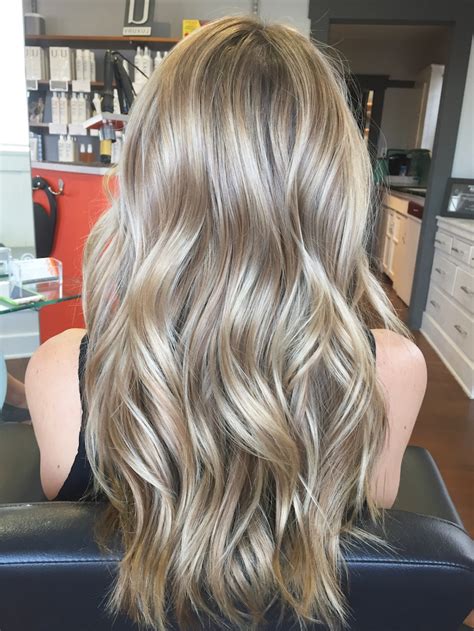 Coloration mèche pour femme blonde : Album : Les +20 belles photos de coiffure femme meche ...