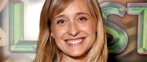 ‘smallville Actress Allison Mack Arrested In Upstate New York Sex Cult Case Faces Multiple Sex