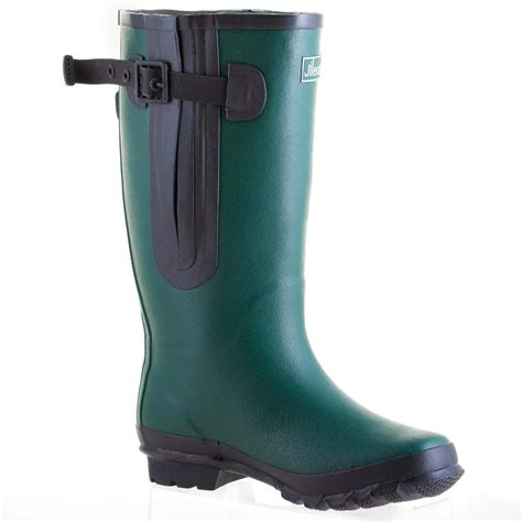 17 Wide Calf Snow Boots And Rain Boots And Where To Find Them