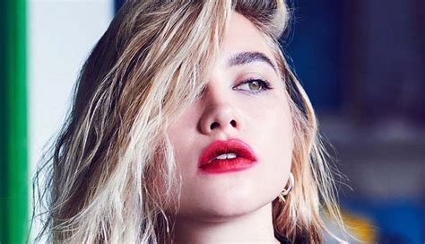 Little Womens Florence Pugh Reveals Why She Put Her Life On Hold While