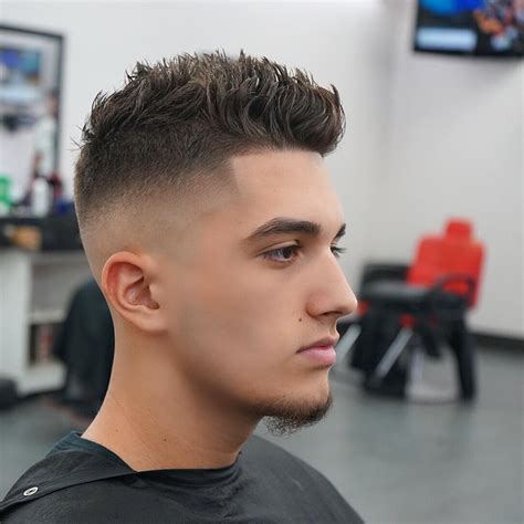 49 Short Haircuts + Hairstyles For Guys (2020 Update)