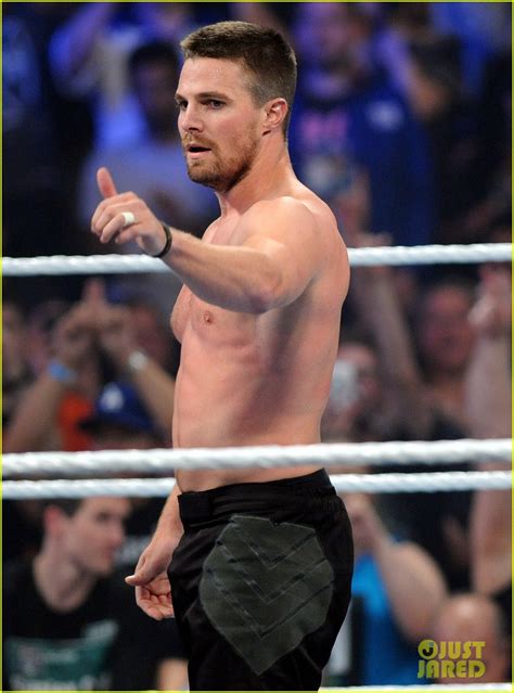 Stephen Amell Goes Shirtless For Epic Summerslam Fight Photo