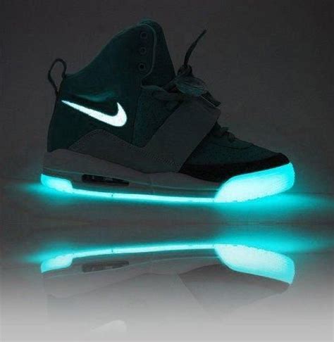 I Found Glow In The Dark Nikes On Wish Check It Out Nike Shoes