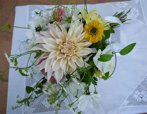 Cafe Au Lait Dahlia In A Bouquet Flower Garden Wedding Flowers