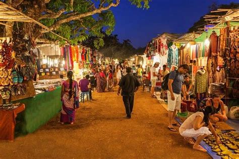 12 Amazing Places To Go Street Shopping In India In 2022