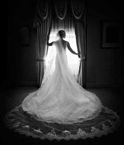 Jun 18, 2021 · two years later, kenneth proposed to taylor's at her graduation party in front of family and friends. Headpieces & Veils Photos - Black and White Photo of Dramatic Cathedral Veil - Inside Weddings