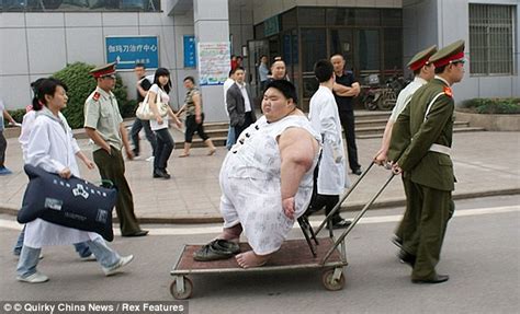 Chinas Fattest Man Loses 13 Stone After Being Humiliated When He Was