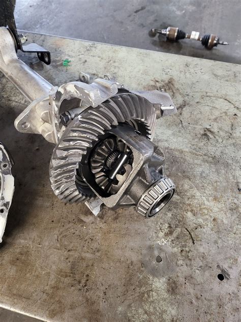 2021 F150 Xlt Powerboost Lifted Front Differential Cracked Page 2