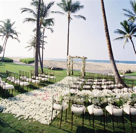 We offer economical ocean front beach wedding ceremonies from $99.00 on, pompano beach, fl 33062 with a $25 permit from. Chic Beach Wedding Ceremony Ideas - MODwedding