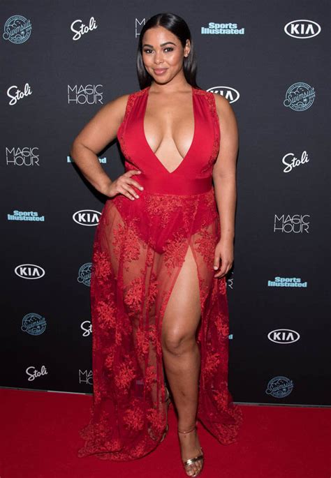 Sports Illustrated Swimsuit Issue Plus Size Model Turns Up Heat In
